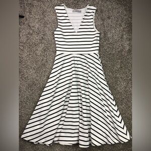 ASOS Women’s Striped Sleeveless Textured Midi Skater Dress Size 2